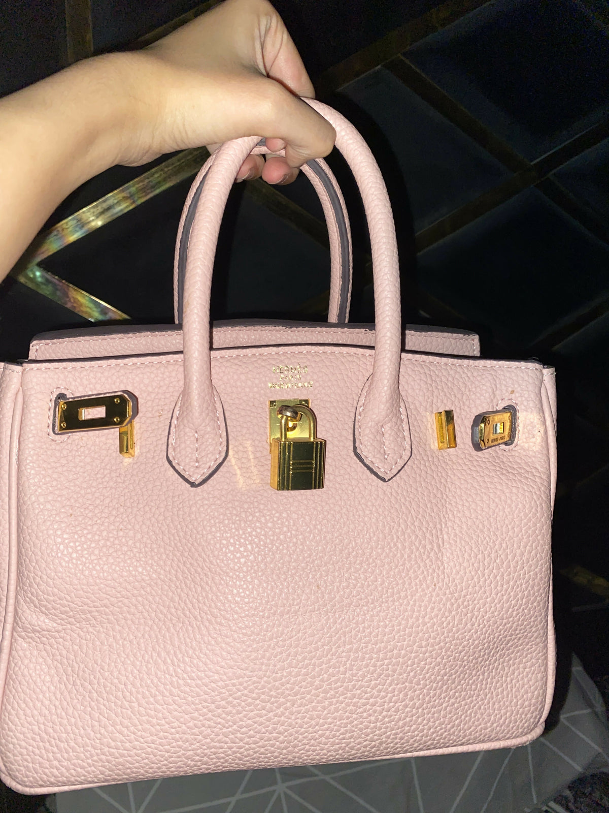 Pink Leather Bag | Women Bags | Shoulder & Tote Bags | Medium | Worn Once