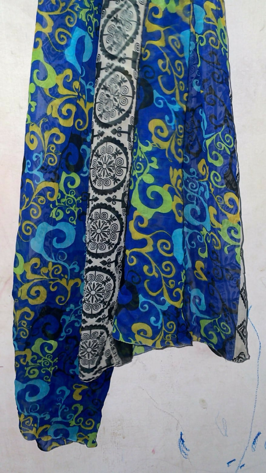 Printed Stylish Scarf | Women Accessories | Hijabs & Scarves | Standard | Preloved