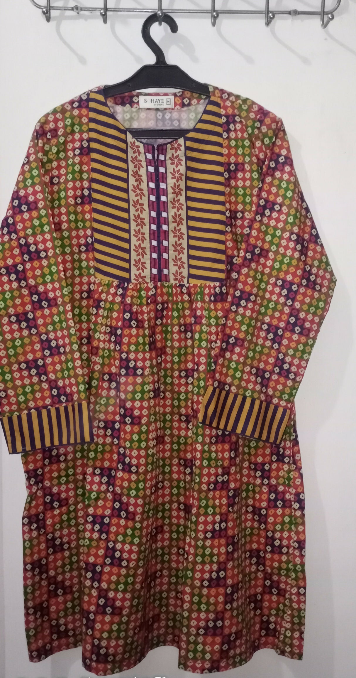 Cambric Kurta | Women Locally Made Kurta | Large | Worn Once