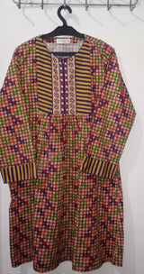 Cambric Kurta | Women Locally Made Kurta | Large | Worn Once