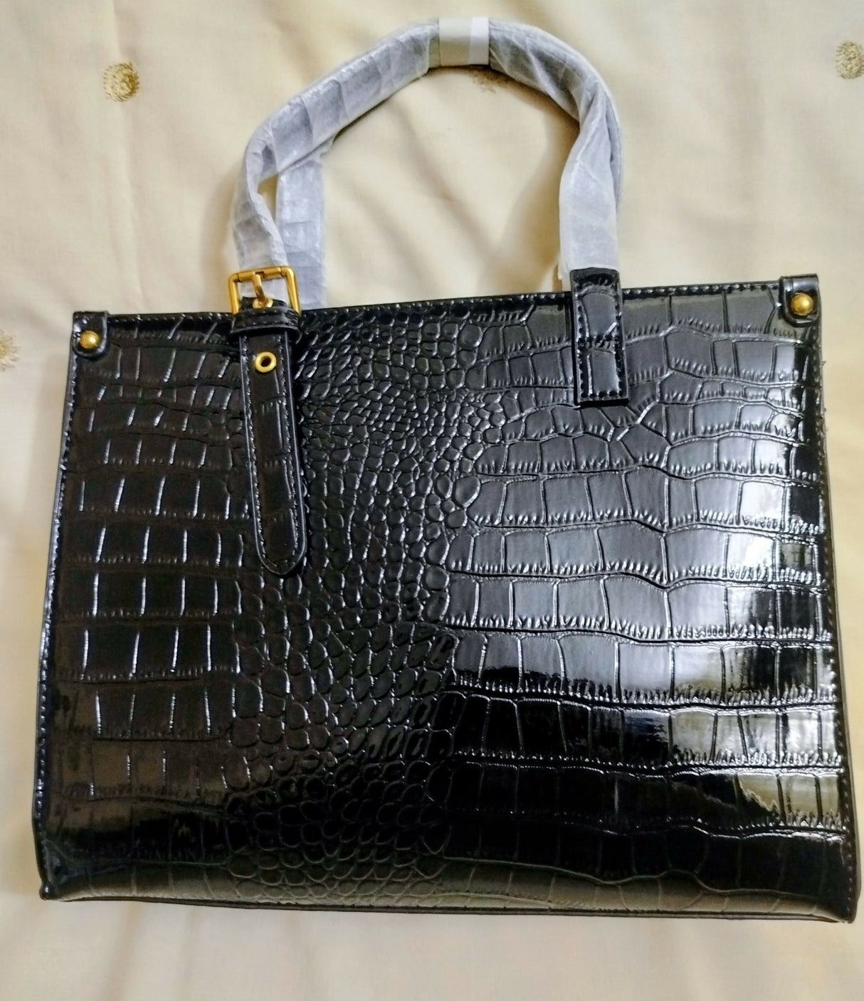 Bi-Tianno | Women Bags | Shoulder & Tote Bags | Medium | Black | Brand New
