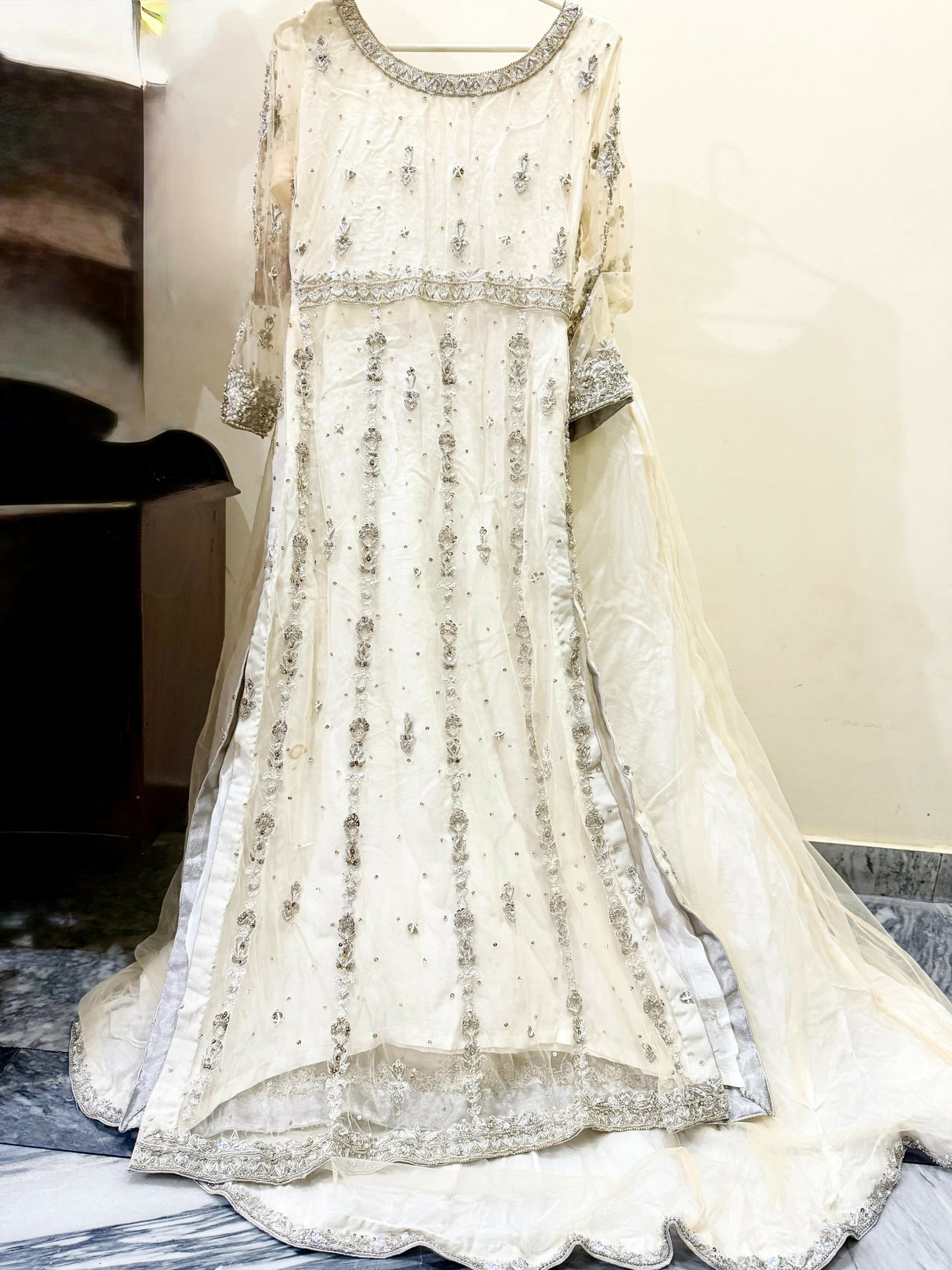 White Bridal Lehnga | Women Bridals | Small | Worn Once