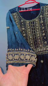 Black 3Pc| Women Locally Made Formals | Medium | Preloved