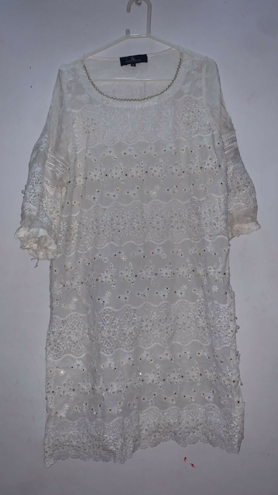 Embroidered Pulse Work | Women Locally Made Kurta | Large | Preloved
