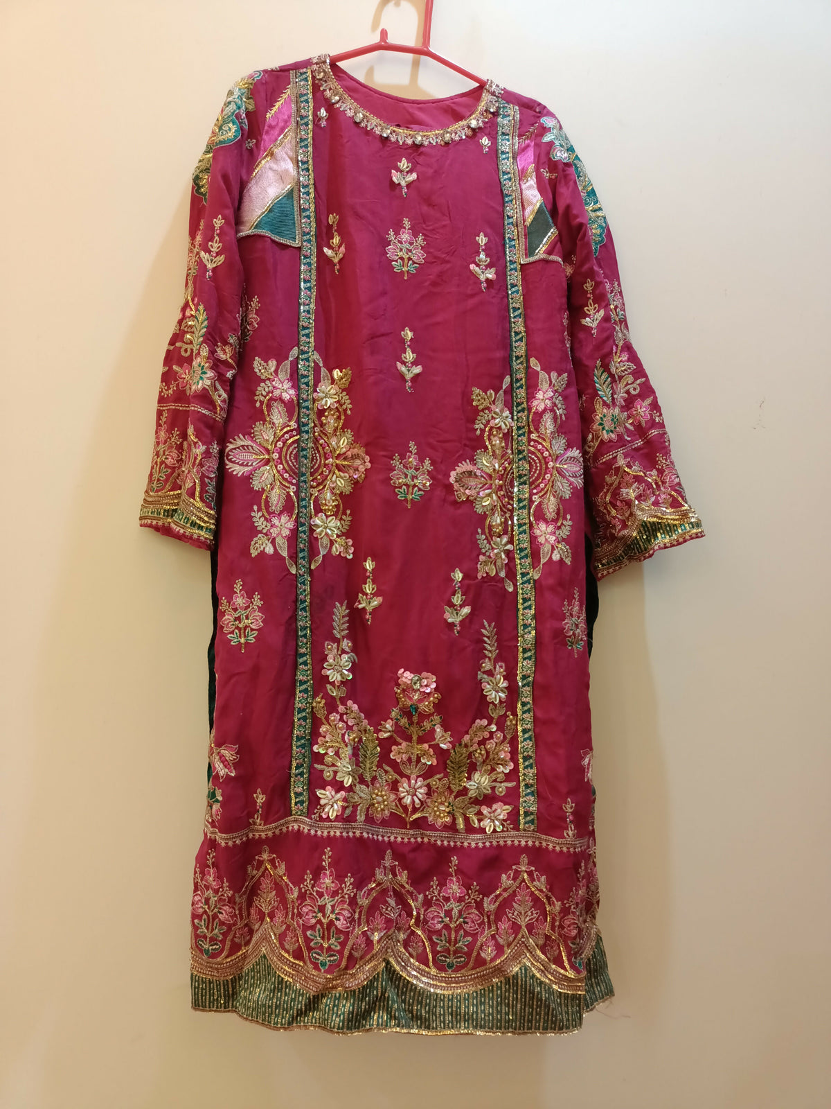 Agha Noor | Women Branded Kurta | Pink | Medium | Preloved