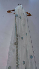 2 piece White Dress | Women Skirts & Dresses | XLarge | Preloved
