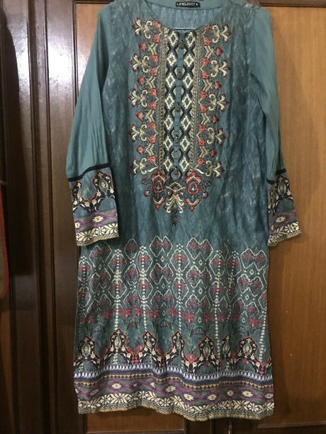 0AB6F103-8C78-4931-930E-89EBBFE78A80