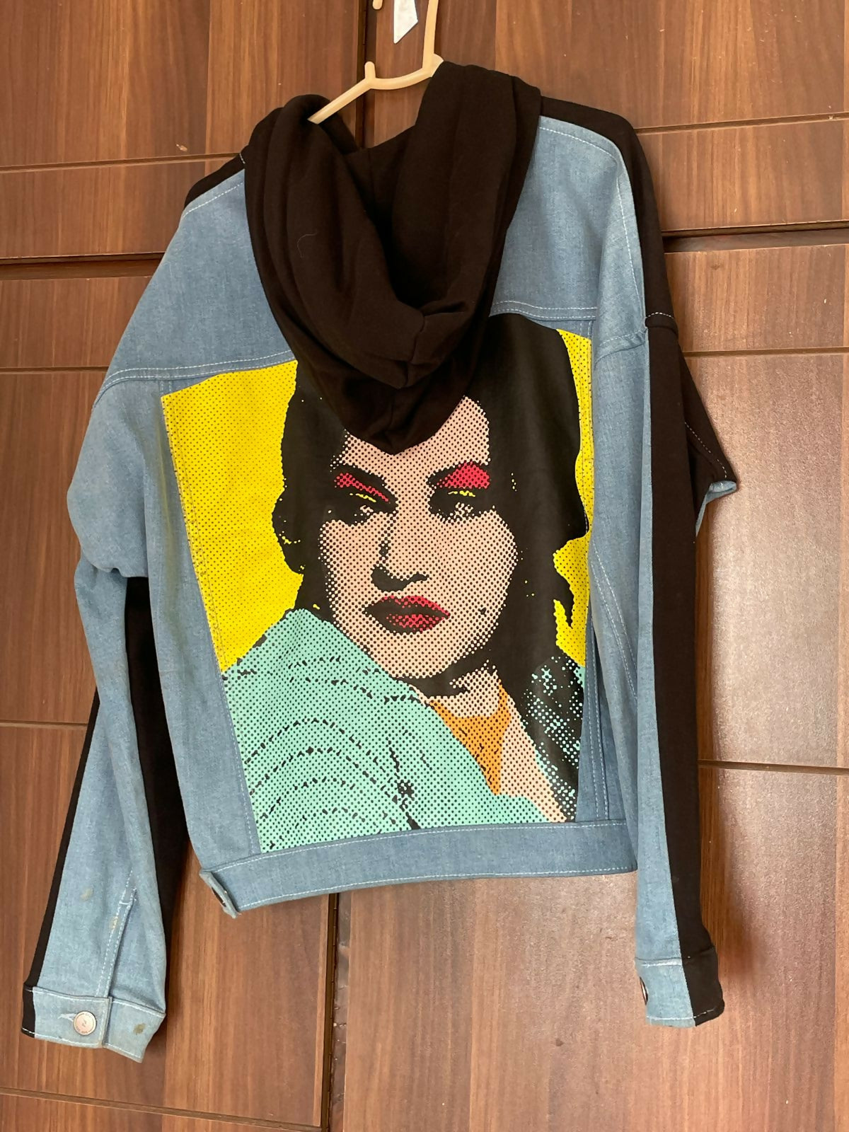 Noor Jahan Jacket | Women Sweaters & Jackets | Large | Worn Once