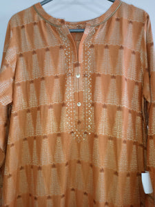 Jacquard Banarsi Kurta | Women Locally Made Kurta | Medium | New