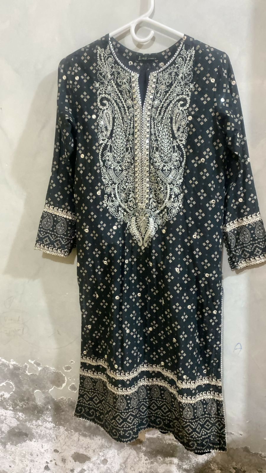 J. Junaid Jamshed | Women Branded Kurta | XSmall | Worn Once