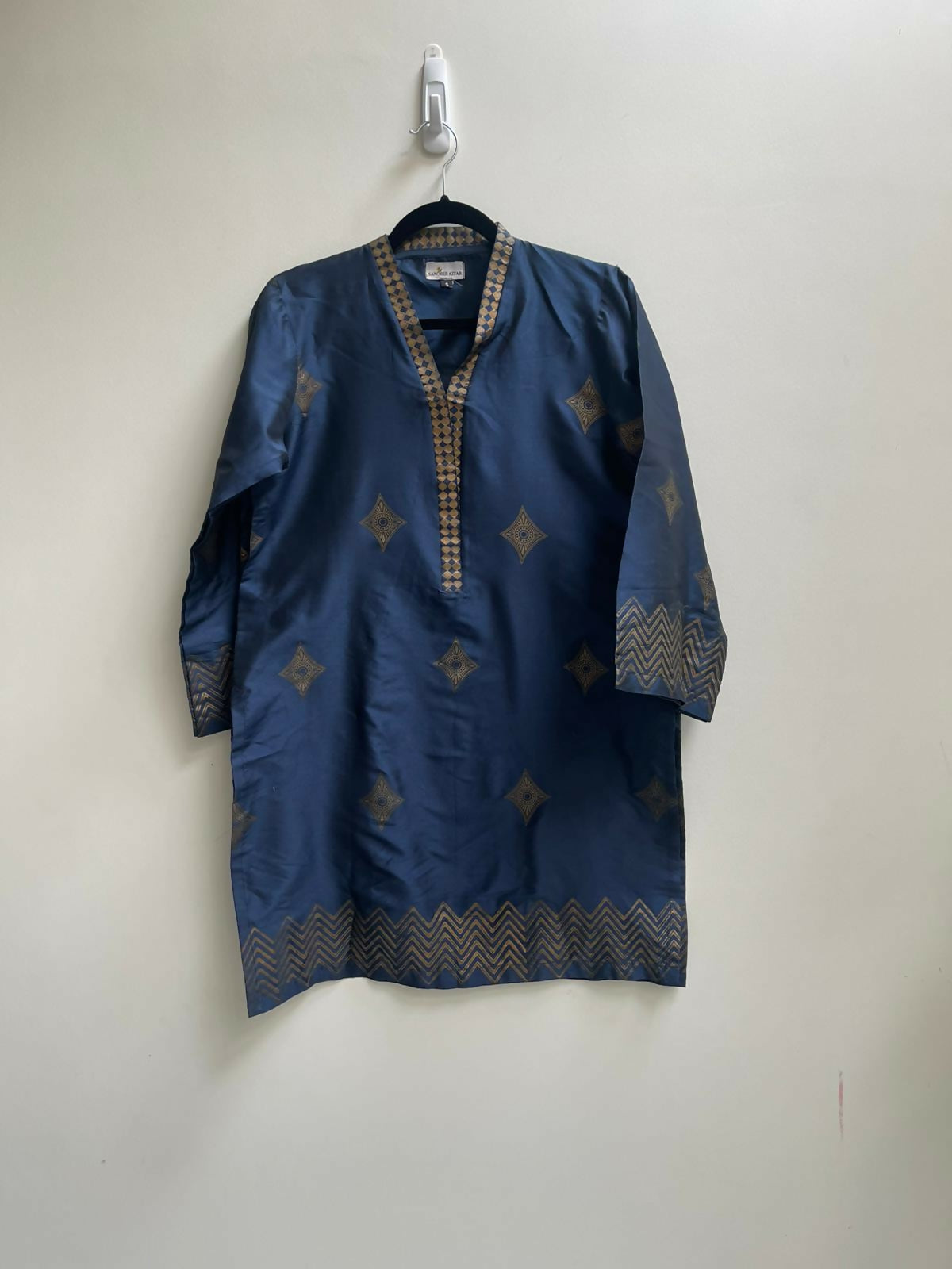 Sanober Azfar | Women Branded Kurta | Small | Preloved