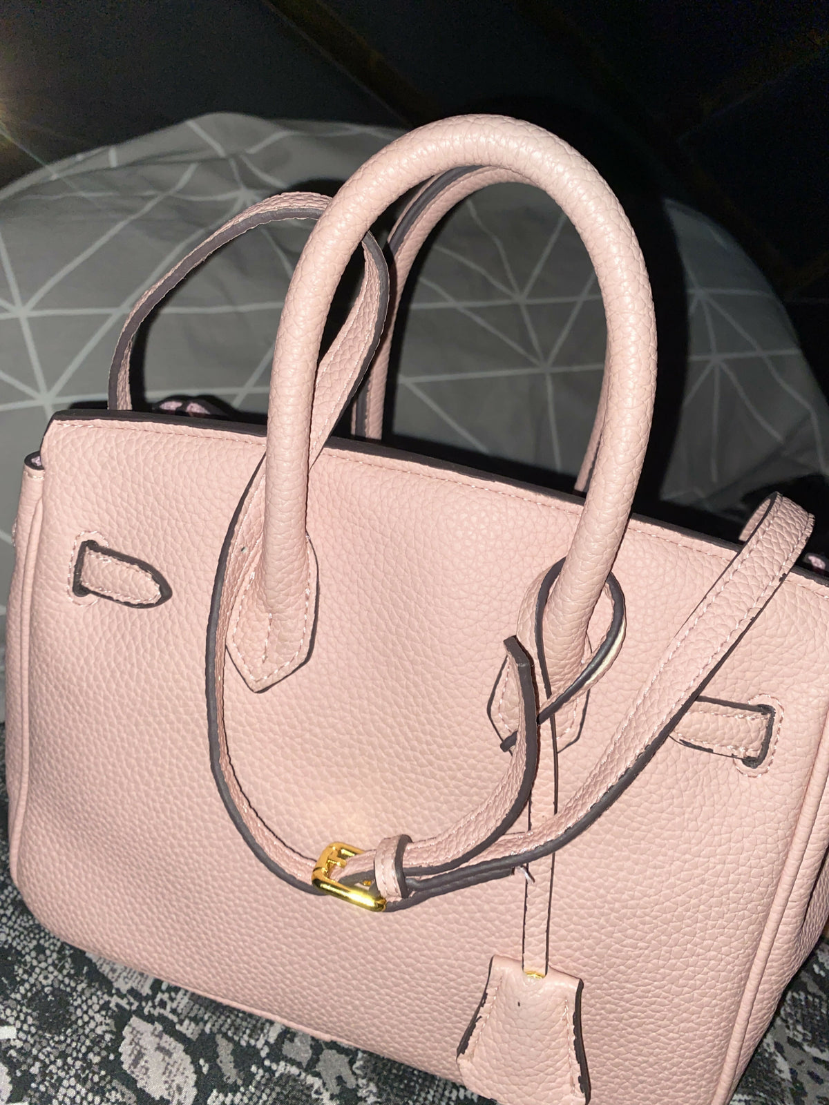 Pink Leather Bag | Women Bags | Shoulder & Tote Bags | Medium | Worn Once
