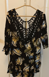 R & F | Women Tops & Shirts | Medium | Preloved