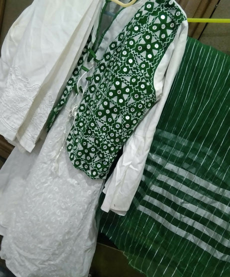 b41bd4d3-e26b-49ef-9f0e-b727f759cb8b