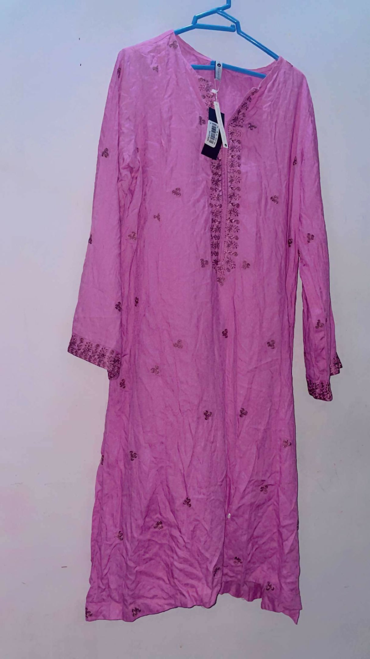 Beyond East | Women Branded Kurta | Medium | Pink | Worn Once