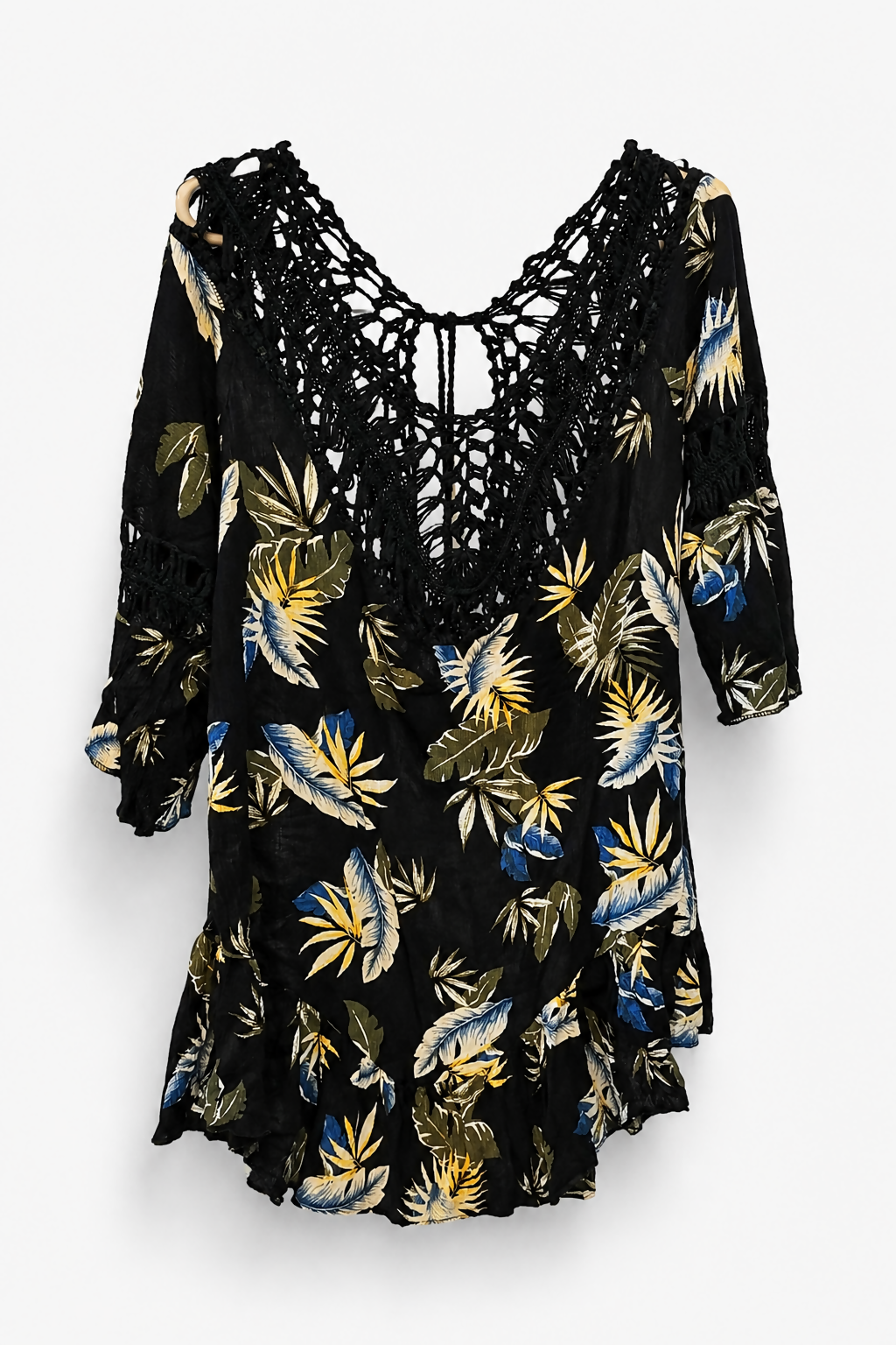 R & F | Women Tops & Shirts | Medium | Preloved