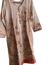 KB4k2AcSxR-Photoroom