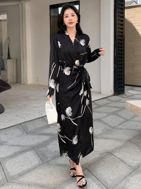 Buy SHEIN DAZY Floral Print Knot Side Wrap Dress in Pakistan