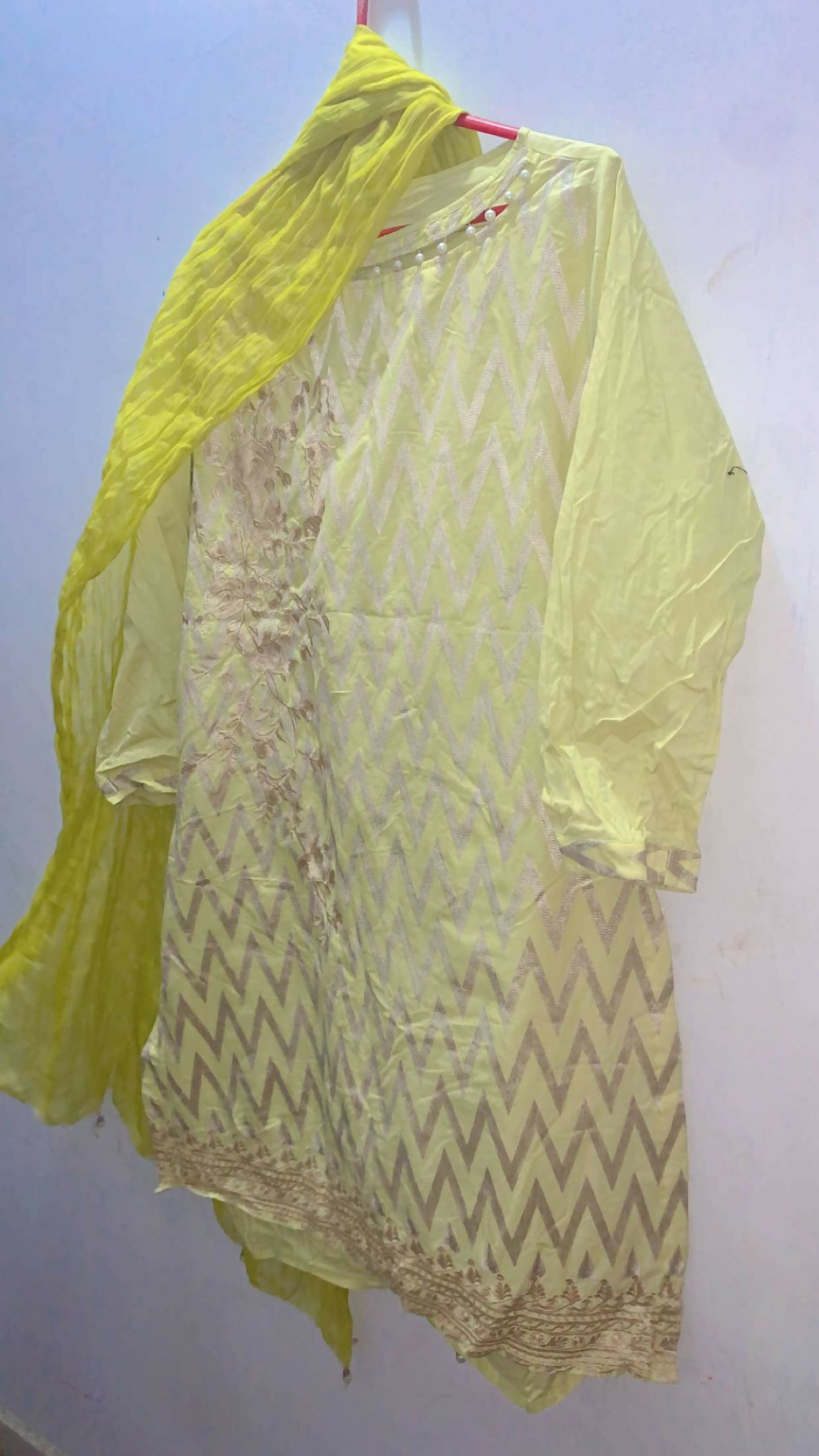 Light Green Embroided 2Pcs | Women Locally Made Kurta | Large | Preloved