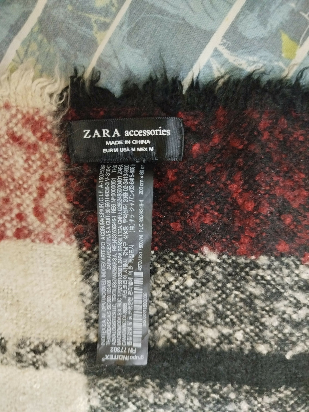 Zara | Women Duppatas & Shawls | Medium | Preloved
