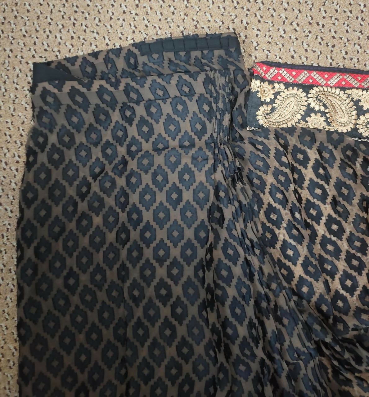 Black Saree | Women Sarees | Women Locally Made Formals | Small | Worn Once
