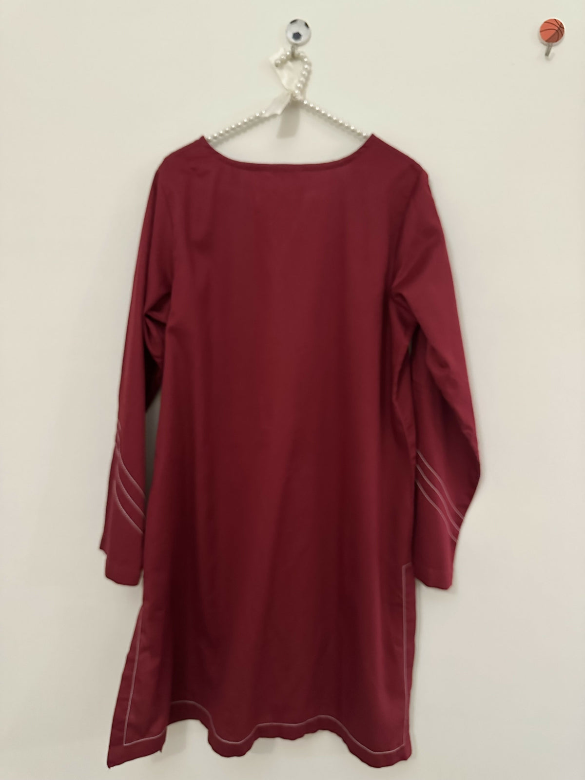Sapphire | Women Branded Kurta | Maroon | Medium | Worn Once