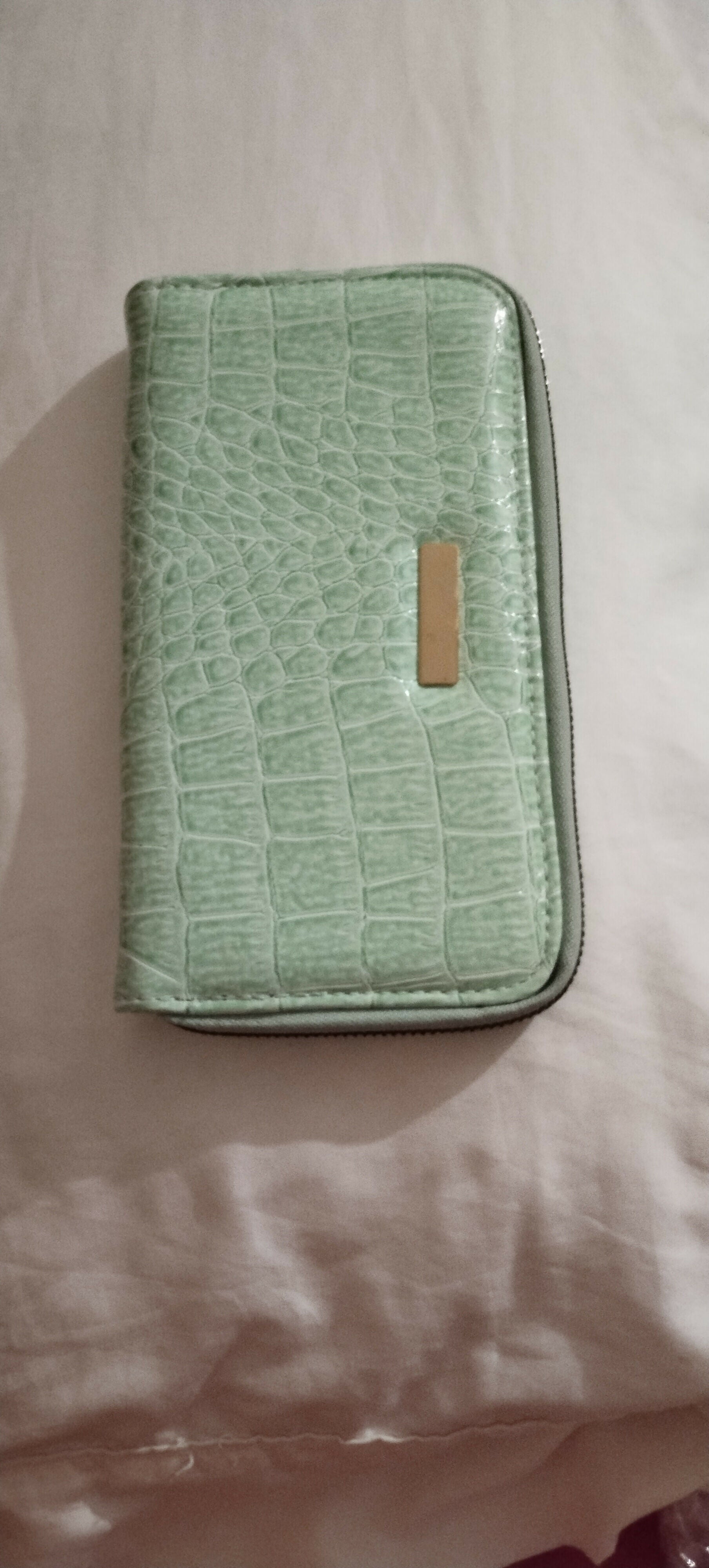 Crocodile Textured Green Wallet | Women Bags | Medium | New