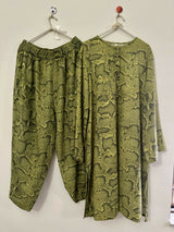 Ethnc | Women Branded Kurta | Small | Green | Worn Once