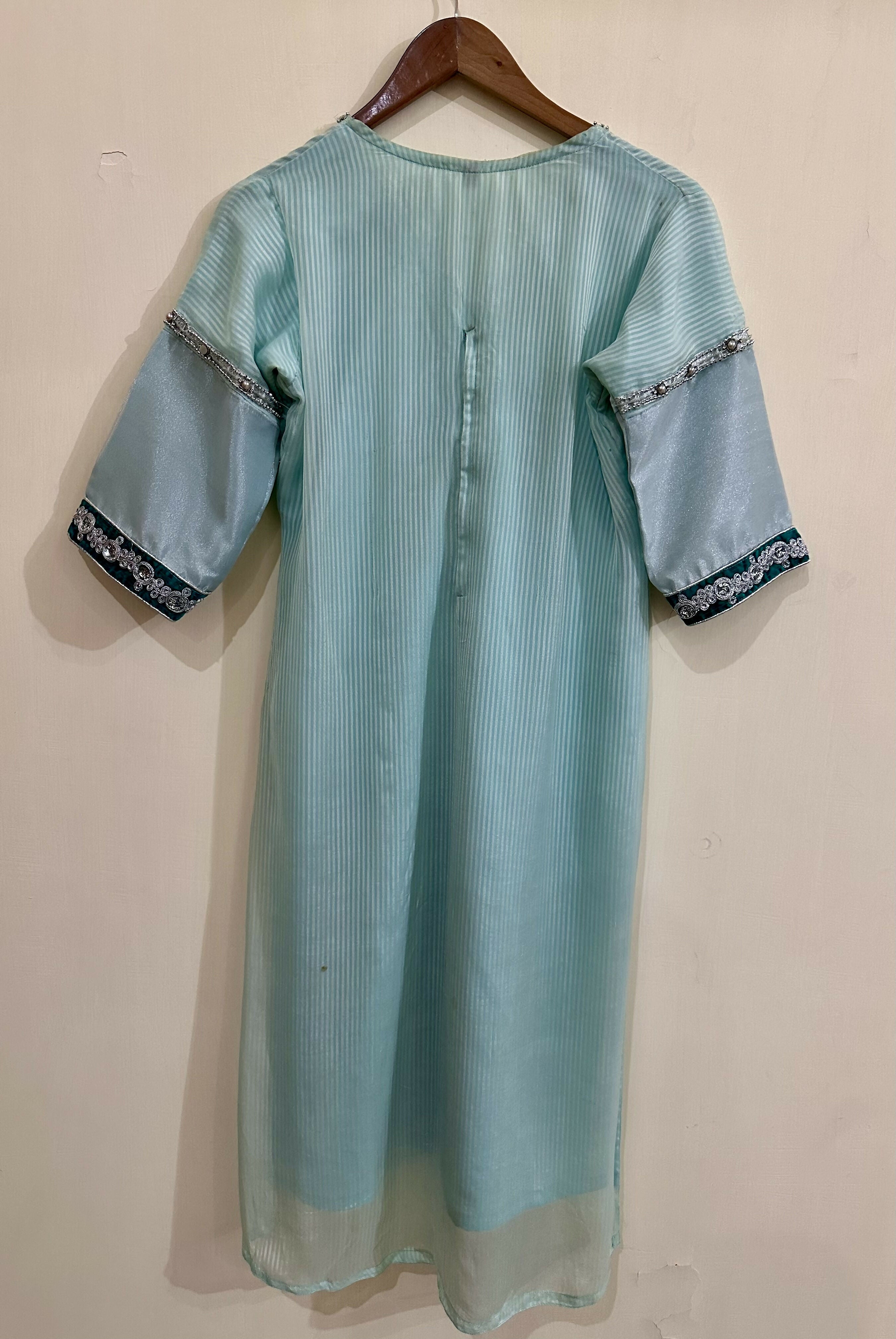 NM Clothing | Women Branded Kurta | X Small | Worn Once