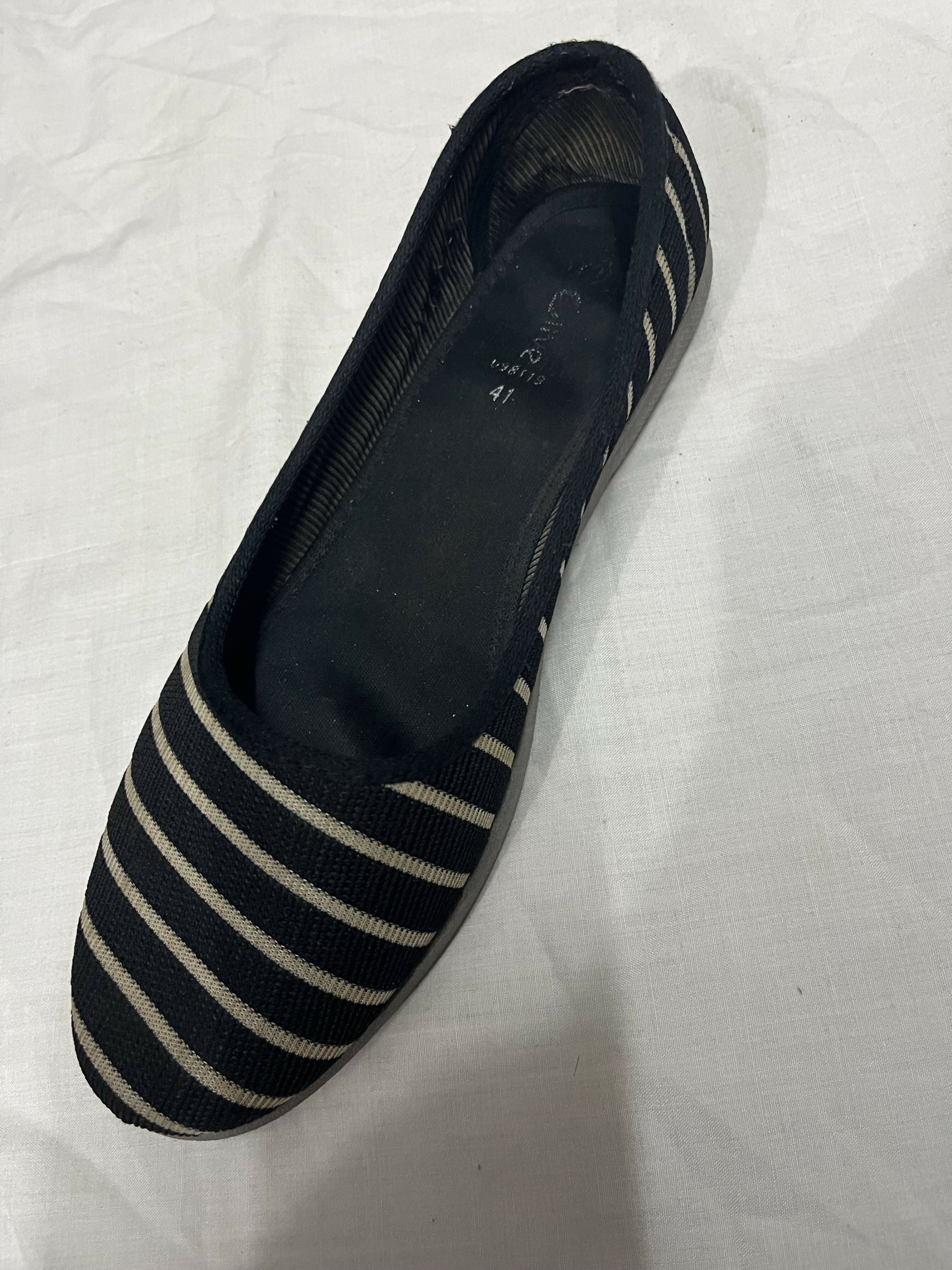 Clive | Black and white Canvas Shoes | Women Shoes | Size:41 | Preloved