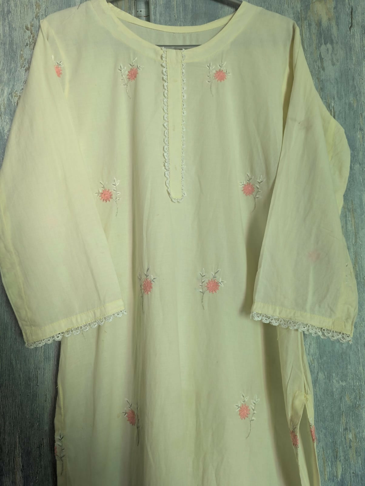 Light Yellow Kurta | Women Locally Made Kurta | Small | Worn Once