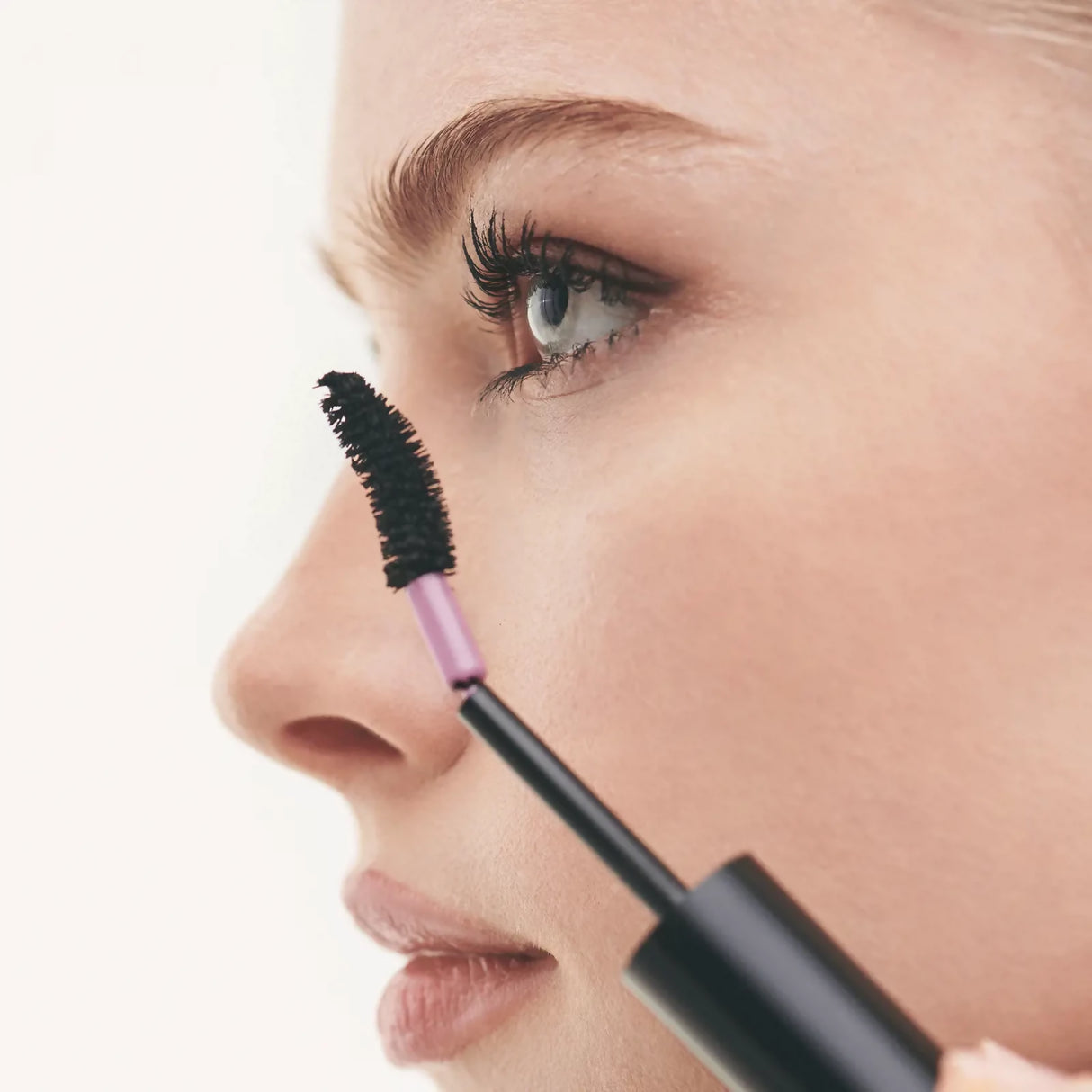Oriflame | The ONE | False Lashes Salon Lift 360 Bendable Mascara - Black | Women Beauty | Eyes | 8 ml | Brand New