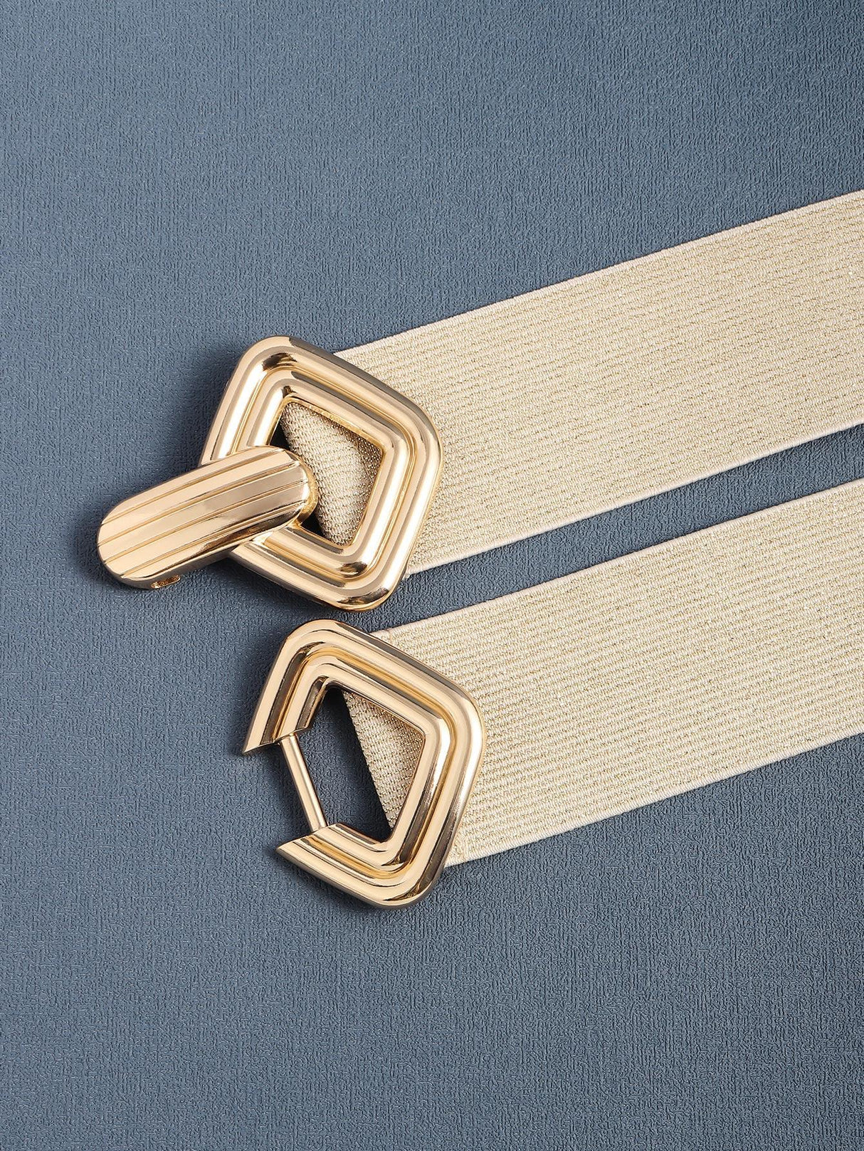 Buy SHEIN Geometric Buckle Belt in Pakistan