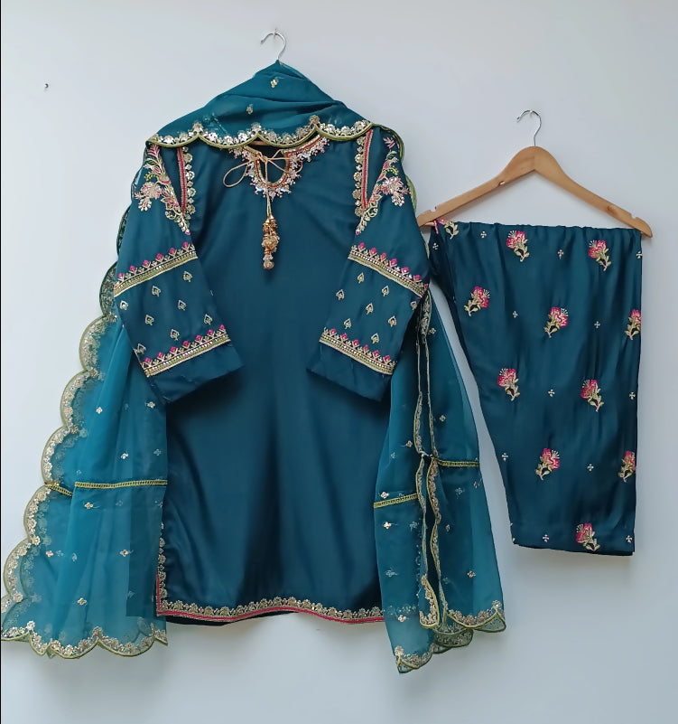 Beautiful 3Pc Dress | Women Locally Made Formals | Small | Worn Once