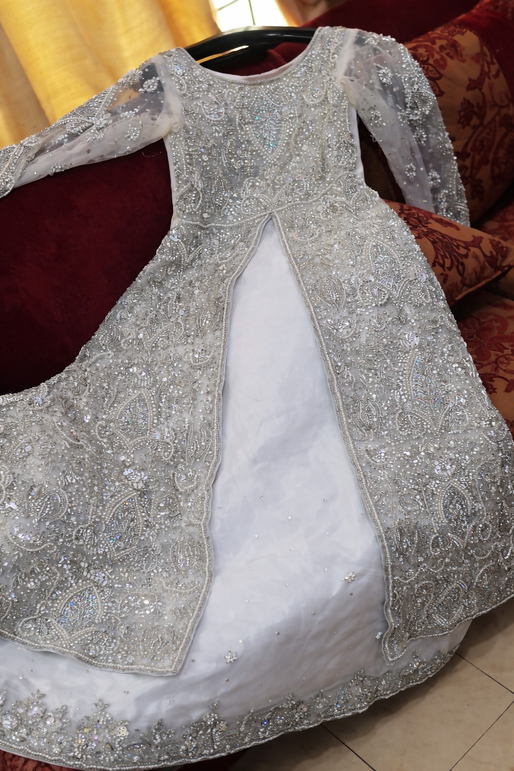 Bridal Maxi | Women Bridals | Medium | Worn Once