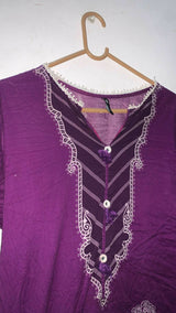 Beyond East | Women Branded Kurta | XLarge | Preloved