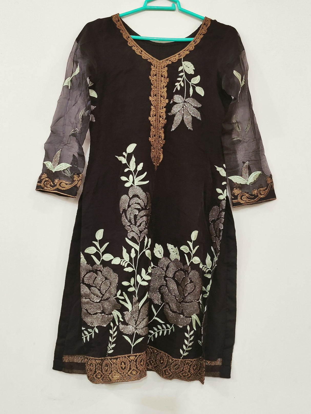 Black Embroidered Suit | Women Locally Made Kurta | Medium | New