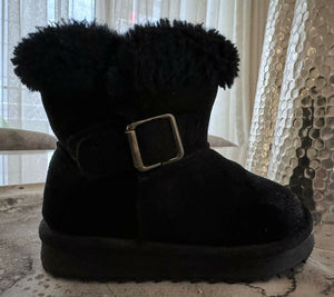 Winter Lined Ankle Boots | Girls Shoes | Size: 26 | Preloved