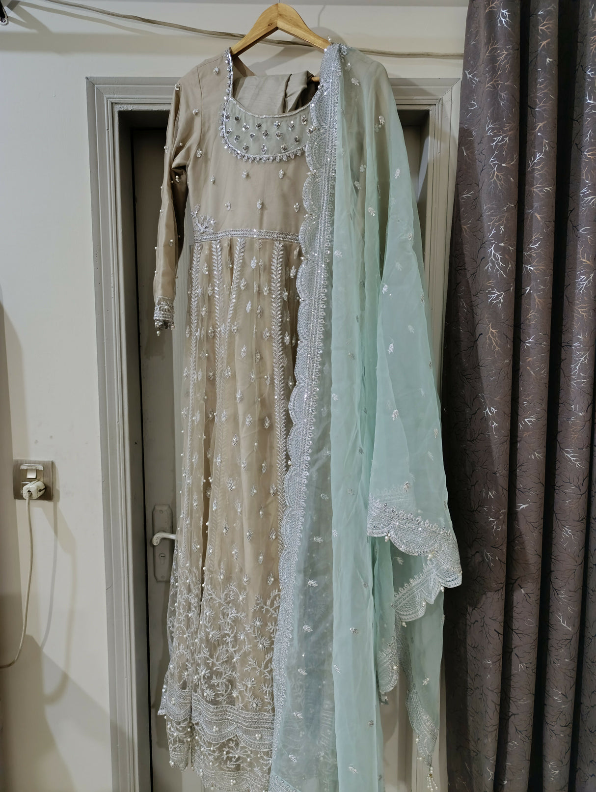 Zainab Chotani | Women Bridals | XSmall | Worn Once