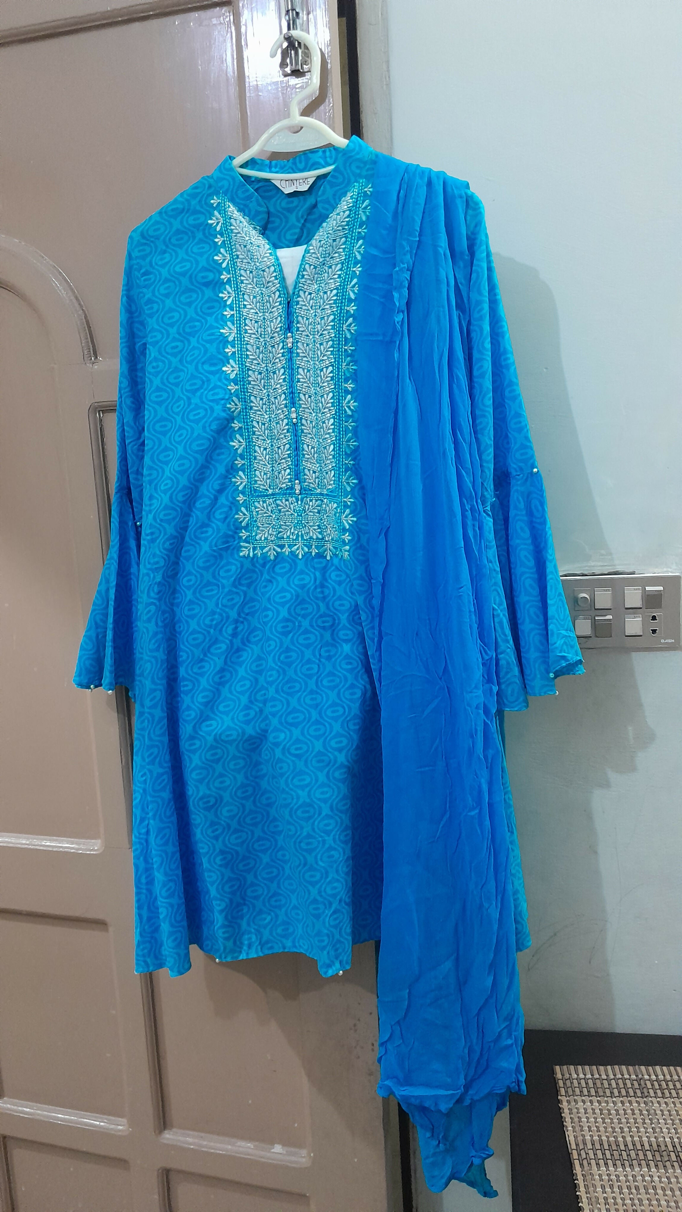 Chinyere | Women Branded Formals | Medium | Worn Once