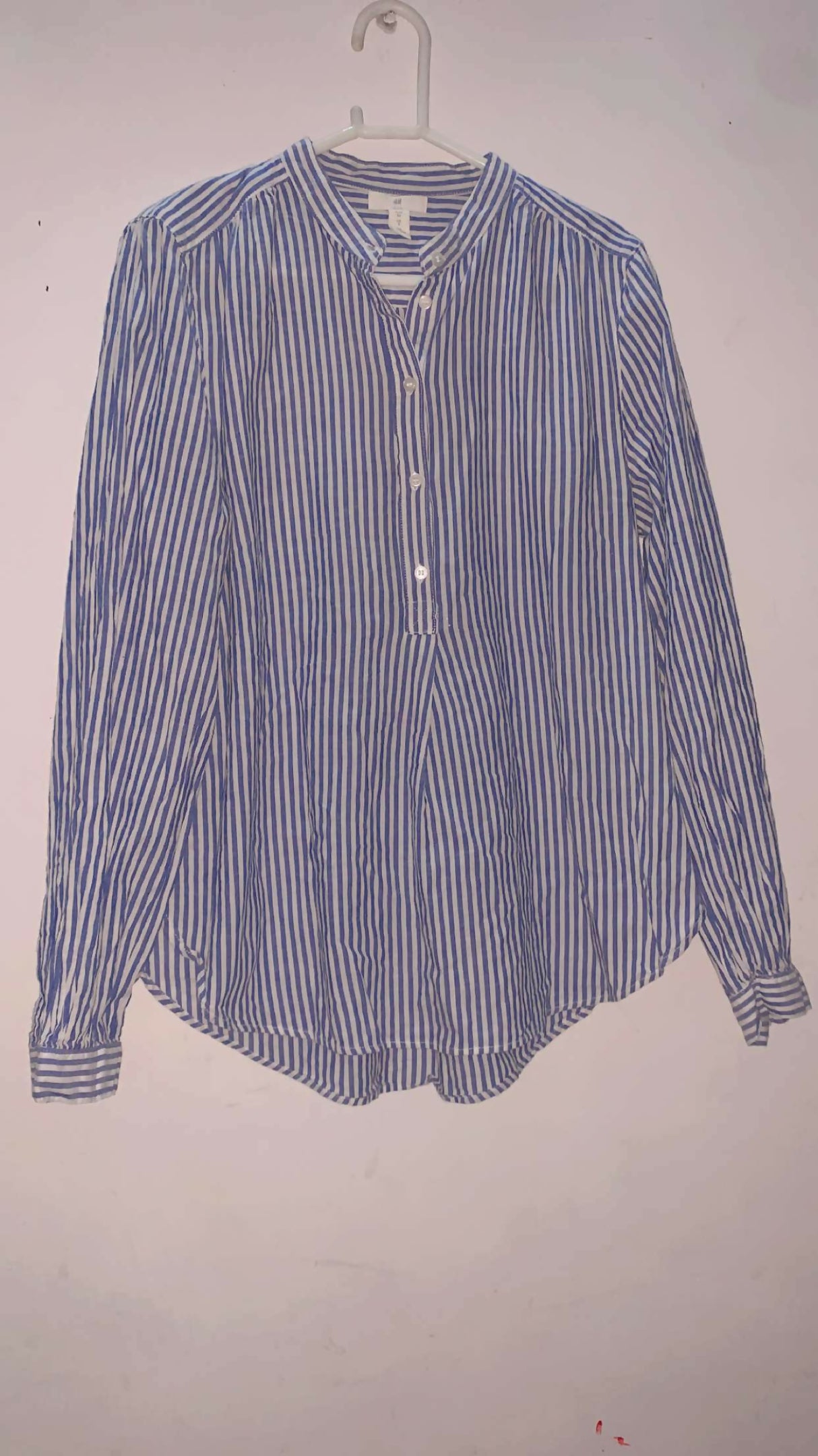 H & M | Women Tops & Shirts | Small | Preloved