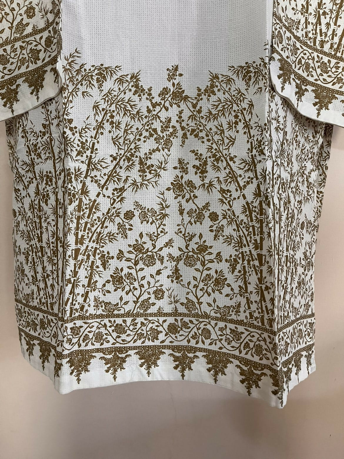 White and Gold Kurta | Women Locally Made Kurta | Large | Brand New