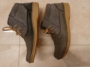 Unisex Casual Shoes | Men Accessories & Foorwear | Size: 9 | Preloved