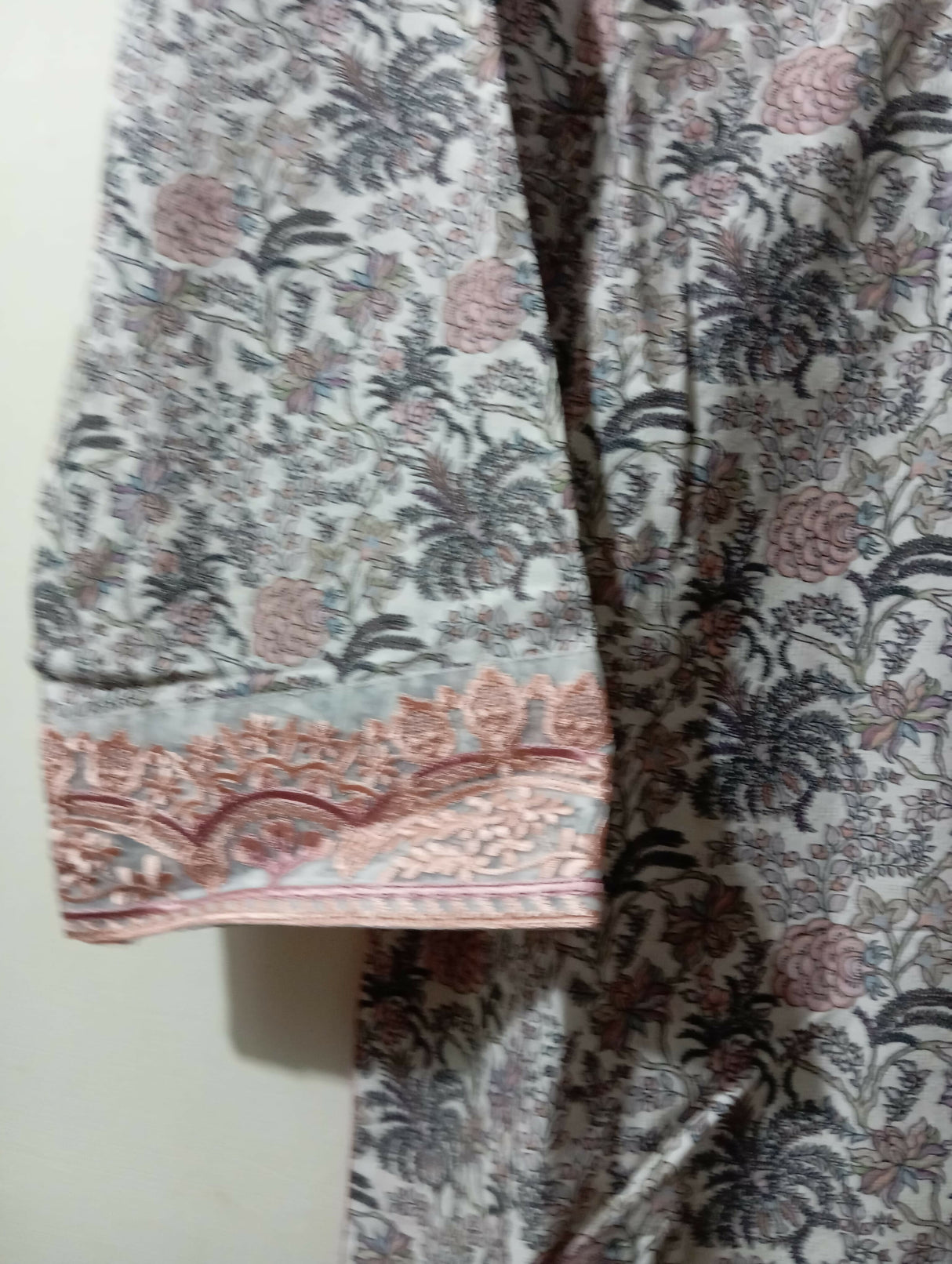 Bonanza Satrangi | Women Branded Kurta | Small | Brand New