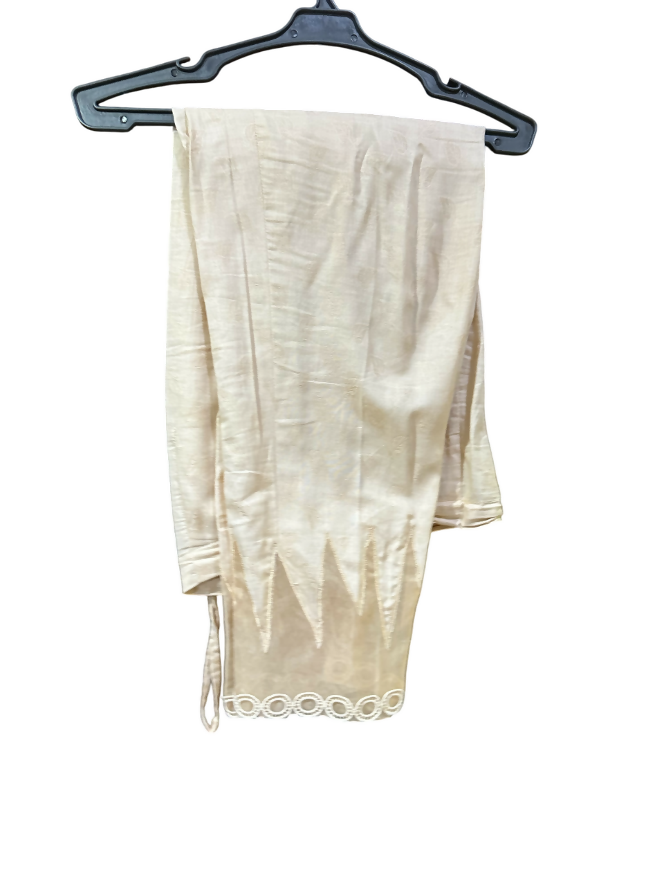 LMSr9zLn5k-Photoroom