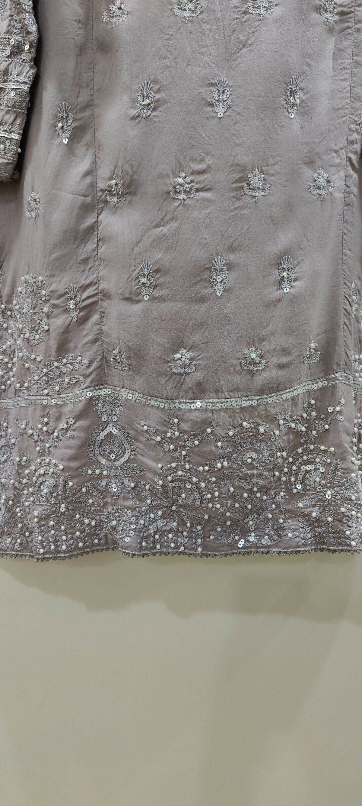 Ethnc | Women Branded Kurta | Grey | Small | Preloved