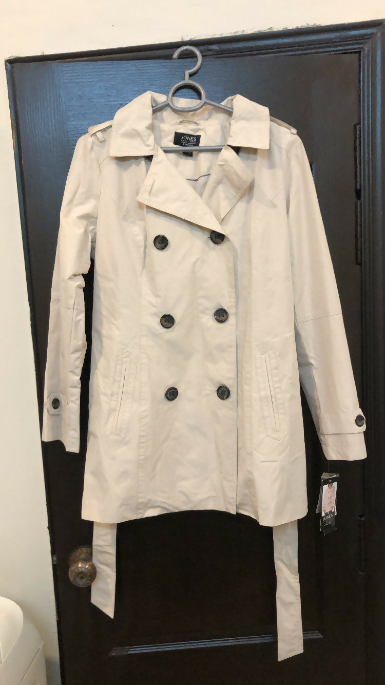 15B659ED-C39E-407D-9893-1071D649EE79