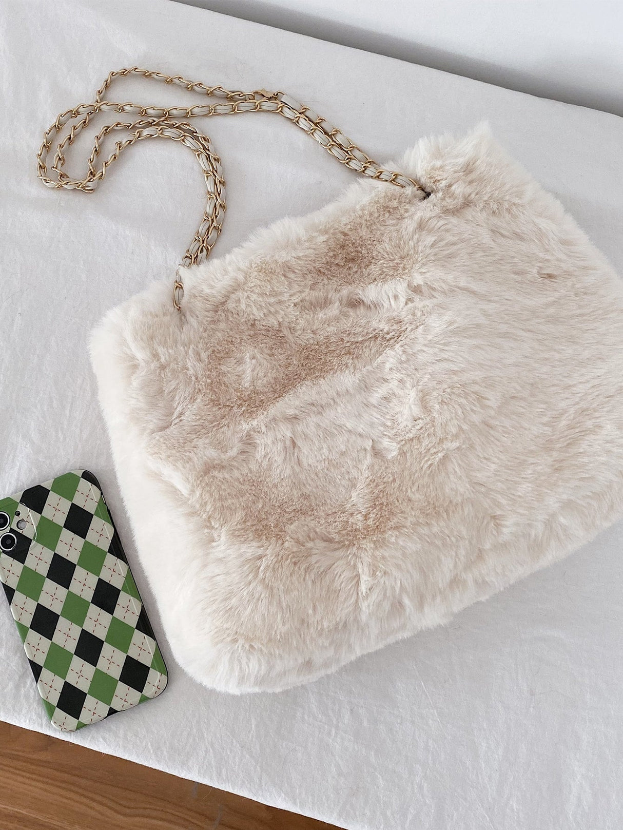 Buy SHEIN Lightweight,Business Casual Fuzzy Shoulder Tote Bag in Pakistan
