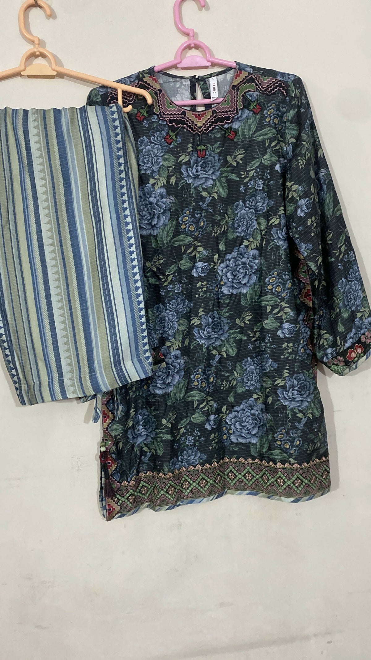 Ethnc | Women Branded Kurta | Blue | Large | Worn Once