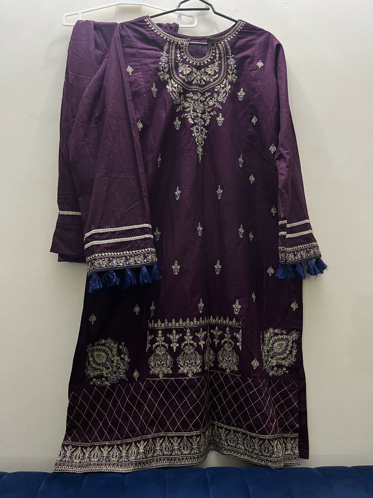 ZeenWoman | Women Branded Kurta | Medium | Worn Once